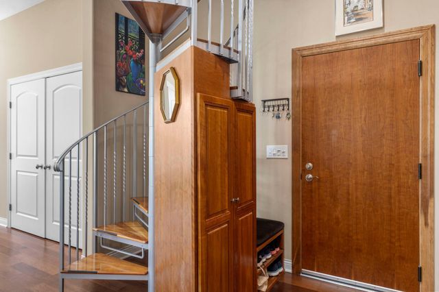 3125 Inglewood Avenue S 202, Saint Louis Park, MN 55416