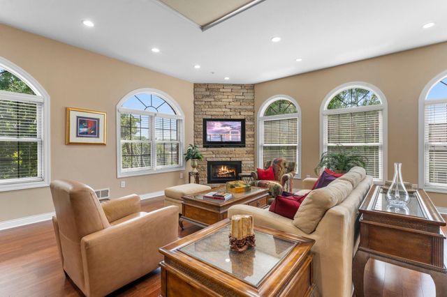 3125 Inglewood Avenue S 202, Saint Louis Park, MN 55416