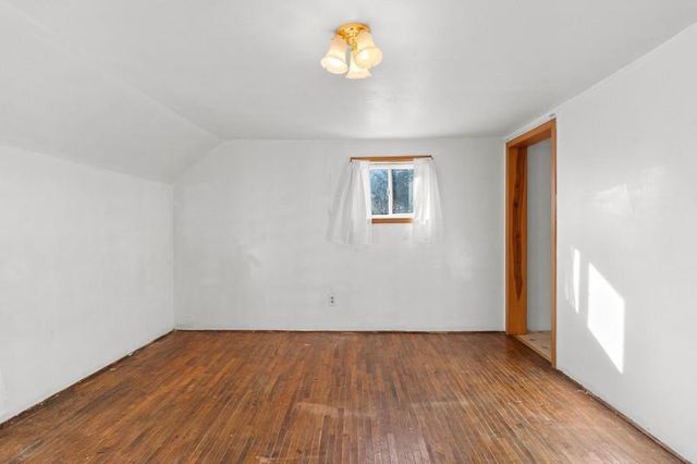 76 W BANK STREET, Fond Du Lac, WI 54935