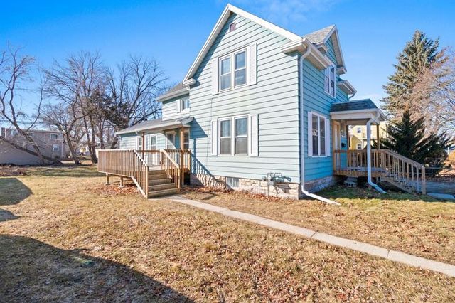 76 W BANK STREET, Fond Du Lac, WI 54935