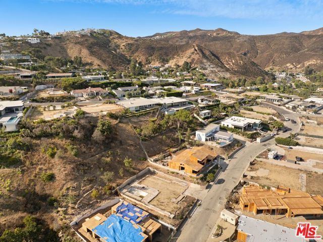 1183 Lachman Lane, Pacific Palisades (los Angeles), CA 90272