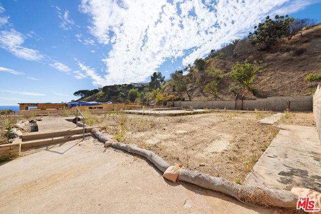 1183 Lachman Lane, Pacific Palisades (los Angeles), CA 90272