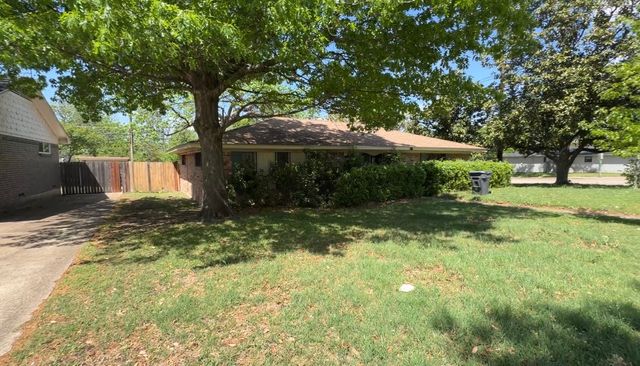 8591 Sweetwater Drive, Dallas, TX 75228