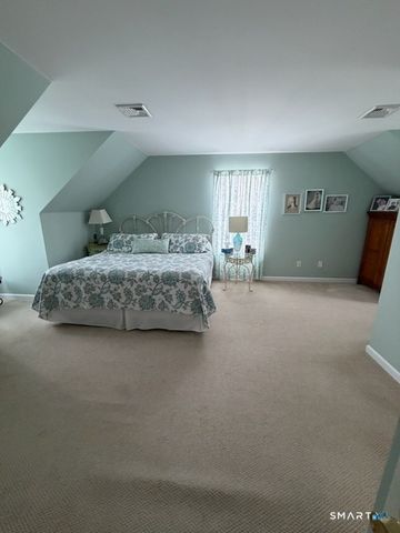 4 Bridle Trail 4, Trumbull, CT 06611