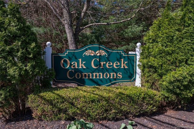 105 Okeefe Court, Oakdale, NY 11769