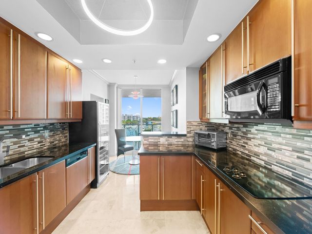 411 N New River Drive 502, Fort Lauderdale, FL 33301