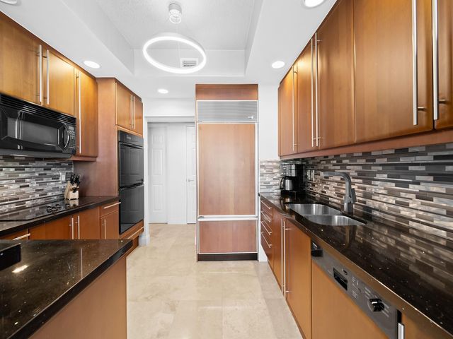 411 N New River Drive 502, Fort Lauderdale, FL 33301