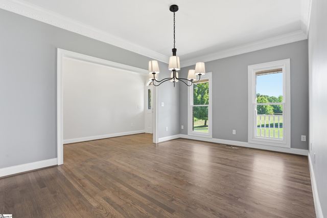 306 Forestglade Lane, Simpsonville, SC 29680