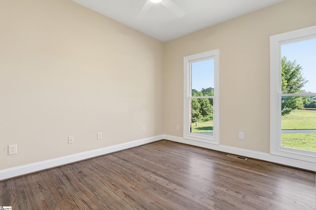 306 Forestglade Lane, Simpsonville, SC 29680