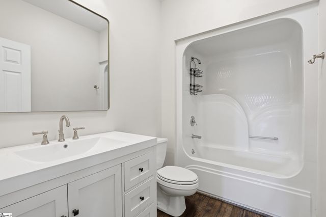 306 Forestglade Lane, Simpsonville, SC 29680