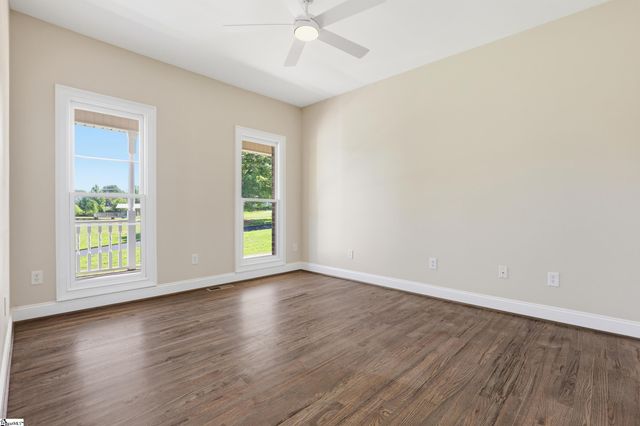 306 Forestglade Lane, Simpsonville, SC 29680