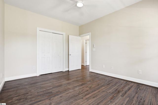 306 Forestglade Lane, Simpsonville, SC 29680