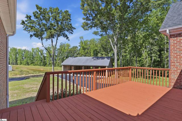 306 Forestglade Lane, Simpsonville, SC 29680