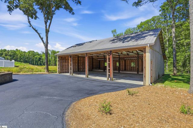 306 Forestglade Lane, Simpsonville, SC 29680