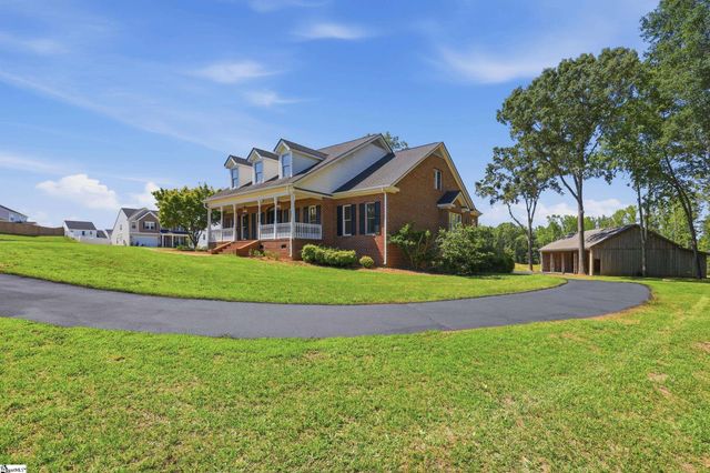 306 Forestglade Lane, Simpsonville, SC 29680