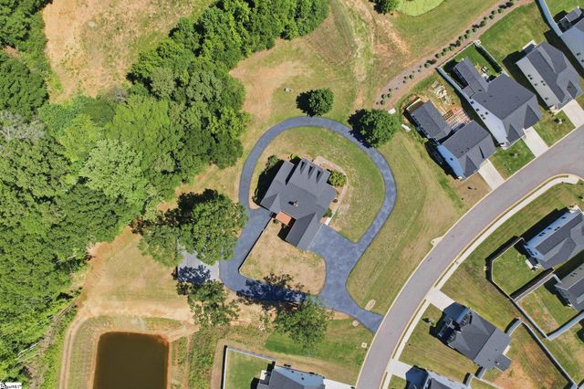 306 Forestglade Lane, Simpsonville, SC 29680