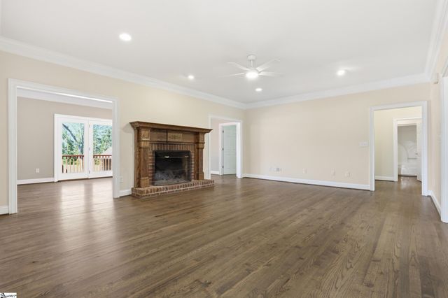 306 Forestglade Lane, Simpsonville, SC 29680