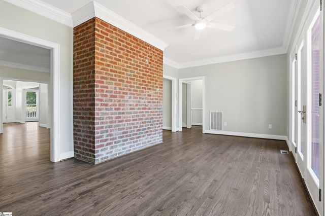 306 Forestglade Lane, Simpsonville, SC 29680