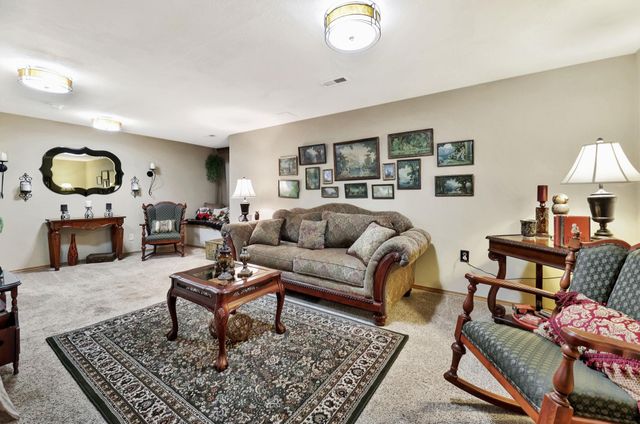 1947 N Marlin Ct, Andover, KS 67002