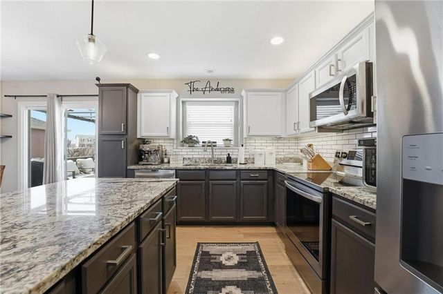 702 Emily Avenue, Belton, MO 64012