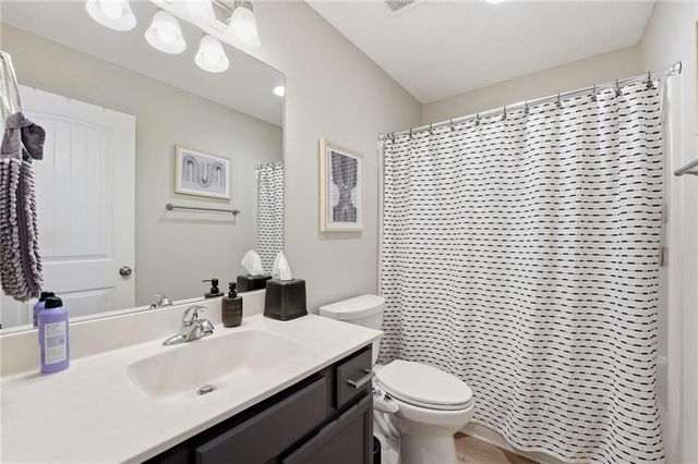 702 Emily Avenue, Belton, MO 64012