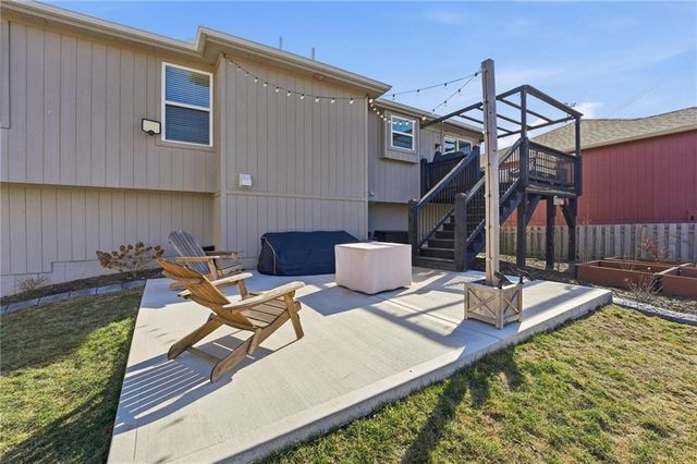 702 Emily Avenue, Belton, MO 64012