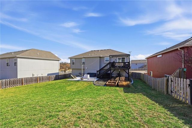 702 Emily Avenue, Belton, MO 64012