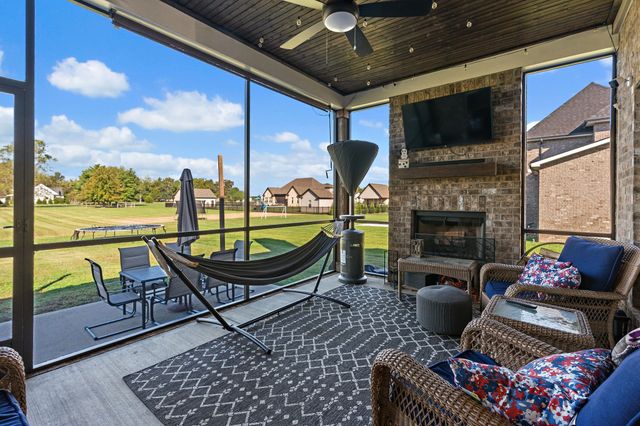 1925 Rhonda Dr, Christiana, TN 37037