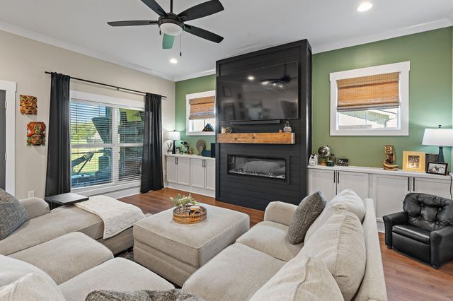 1925 Rhonda Dr, Christiana, TN 37037