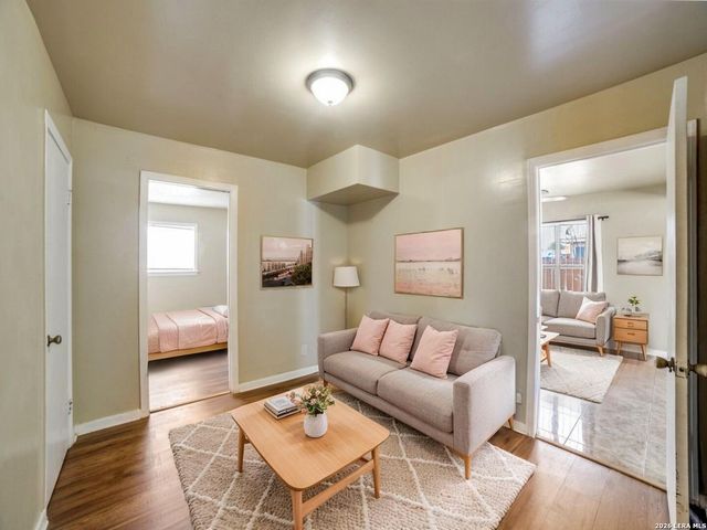 806 Ceralvo, San Antonio, TX 78207