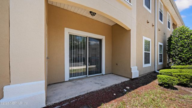 6099 MAGGIES Circle 107, Jacksonville, FL 32244