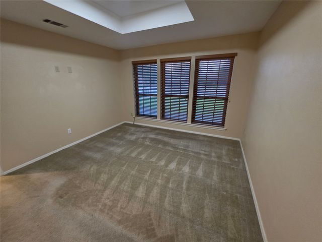 3038 Modella Avenue, Dallas, TX 75229