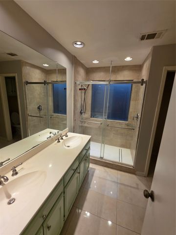 3038 Modella Avenue, Dallas, TX 75229