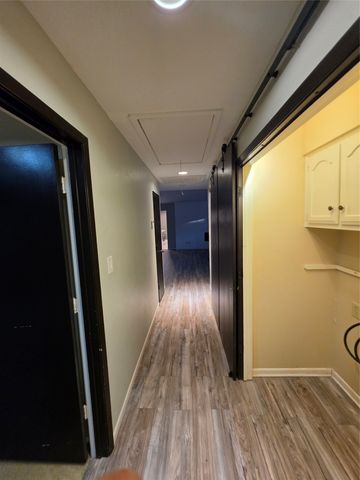 3038 Modella Avenue, Dallas, TX 75229