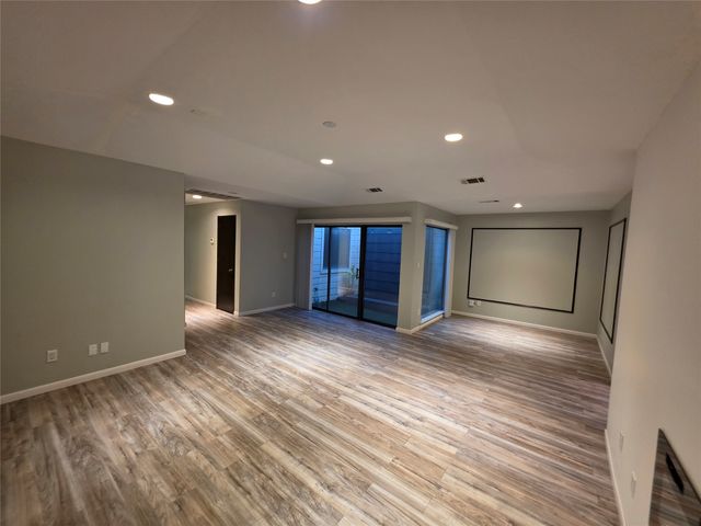 3038 Modella Avenue, Dallas, TX 75229