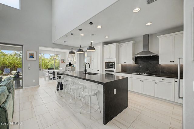 1410 W FLINTLOCK Drive, San Tan Valley, AZ 85144