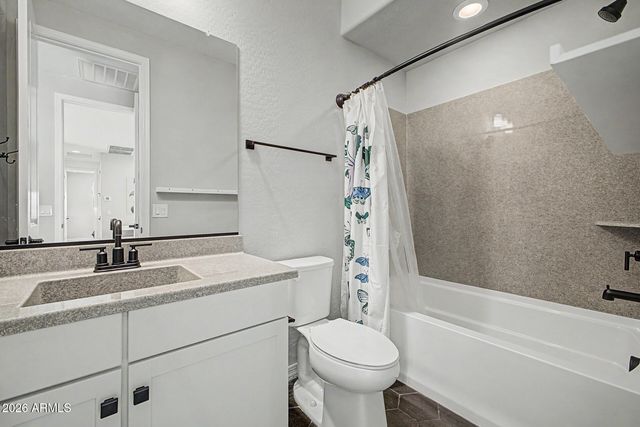 1410 W FLINTLOCK Drive, San Tan Valley, AZ 85144