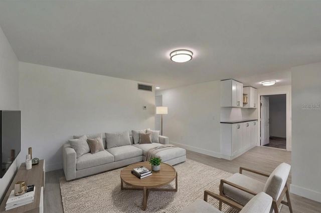 2028 N BETTY LANE, Clearwater, FL 33755