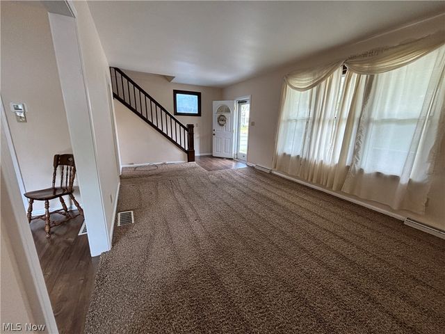 1230 Maple Street, Salem, OH 44460