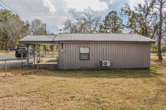 406 SE I Street, Antlers, OK 74523