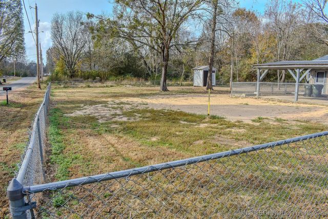 406 SE I Street, Antlers, OK 74523