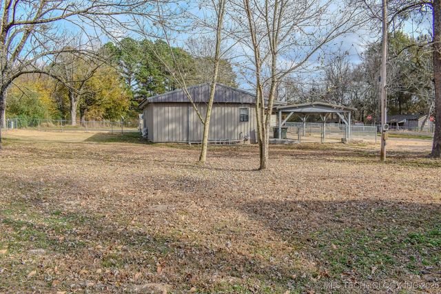 406 SE I Street, Antlers, OK 74523