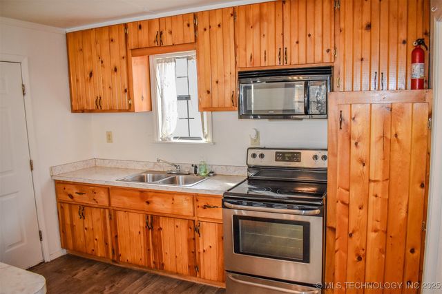 406 SE I Street, Antlers, OK 74523