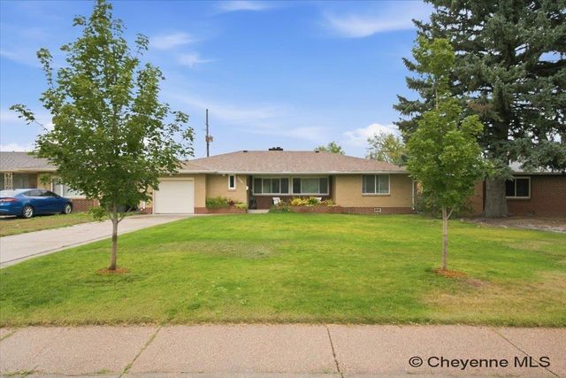 2732 DEMING BLVD, Cheyenne, WY 82001