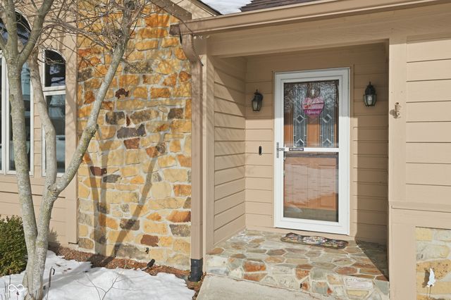 7920 Amsterdam Court, Avon, IN 46123