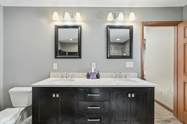 7920 Amsterdam Court, Avon, IN 46123