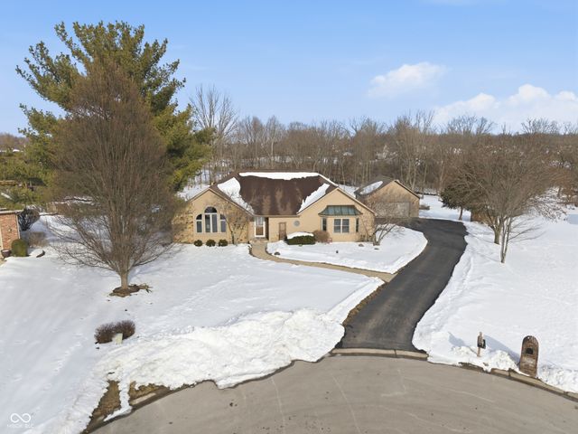 7920 Amsterdam Court, Avon, IN 46123