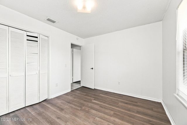 1835 TOWNSEND Boulevard, Jacksonville, FL 32211