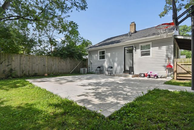 2800 Azelda Street, Columbus, OH 43211