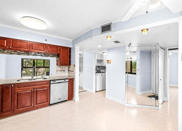 14475 N Strathmore Lane 308, Delray Beach, FL 33446